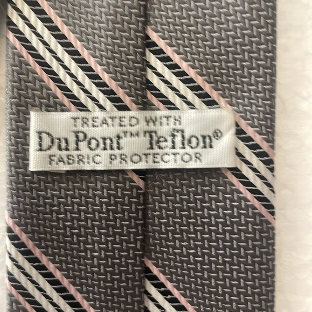 Y2K Dupont Teflon Gray white pink Stripe boys clip on Tie ready to wear no tying